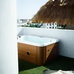 Emerald Plaza *